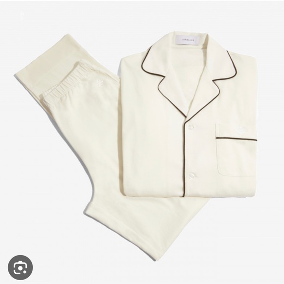 NWT Airelles Pajama set. XS. White with black border. - Picture 2 of 7